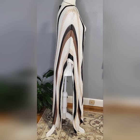 House of Harlow 1960 Brown Tan Cream Long Knitted Shawl Topper One Size - Picture 3 of 9